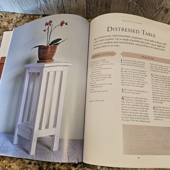 The Michaels Book of Arts & Crafts Large Hardcover Arts and Craft Projects - Picture 4 of 15